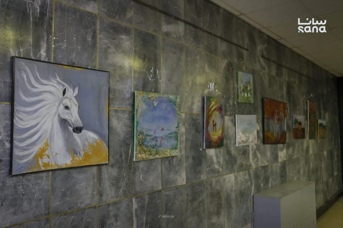 معرض فني جديد للفنانة سحاب أبازيد بالمركز الثقافي بدرعا