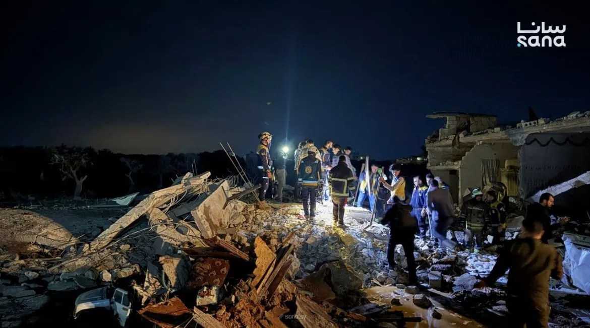 طفل راح ضحية وسبعة مدنيين انصابوا بانفجار مخلفات حرب بالأتارب بحلب