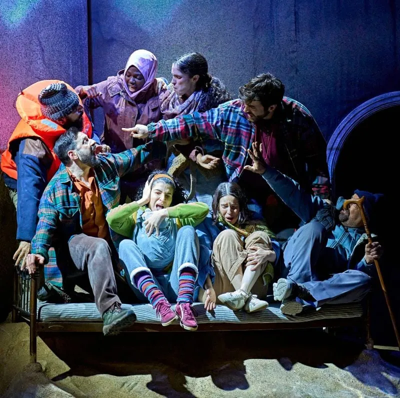 مسرحية "نحال حلب" عم بترجع للمسرح ببريطانيا بسنة 2026