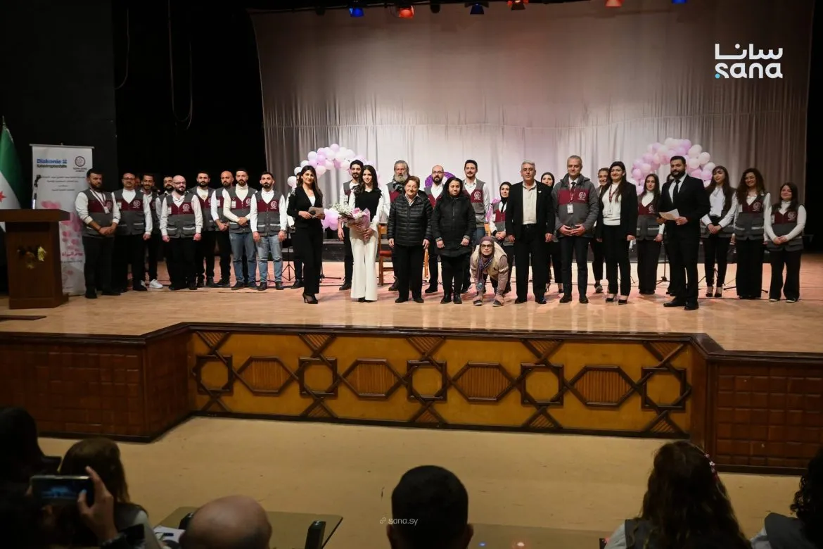 احتفالية باللاذقية عم تكرم نساء متميزات بمناسبة يوم المرأة العالمي