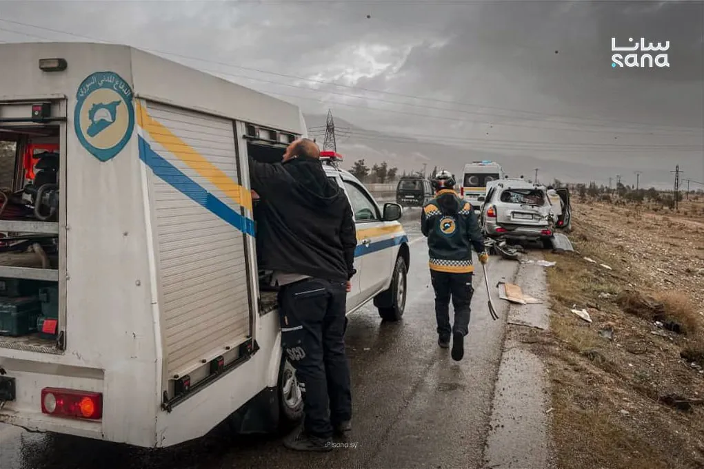 الدفاع المدني بسوريا: زلمة توفى وستة انصابوا بحوادث سير بآخر 24 ساعة