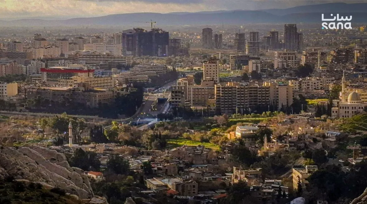 الجو عم يسخن شوي وفي فرصة للمطر بكتير مناطق بسوريا