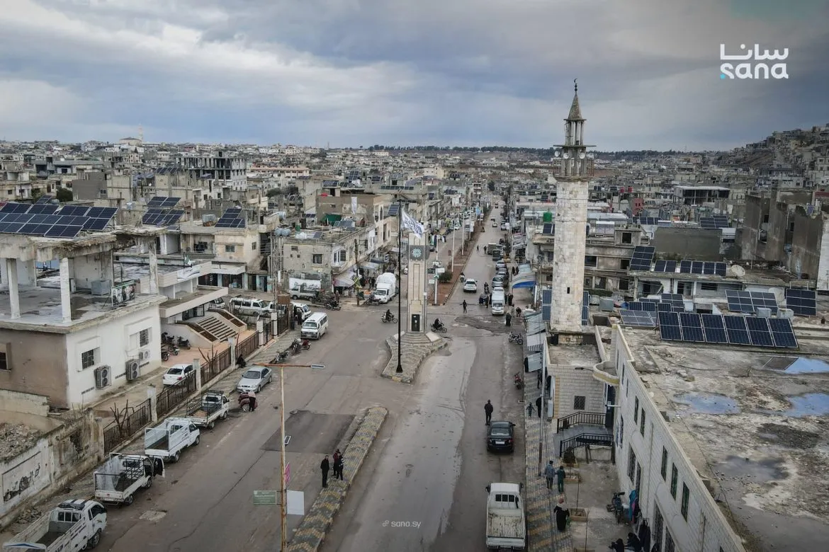 أهالي الرستن بيشاركوا بحملة نظافة كبيرة قبل العيد