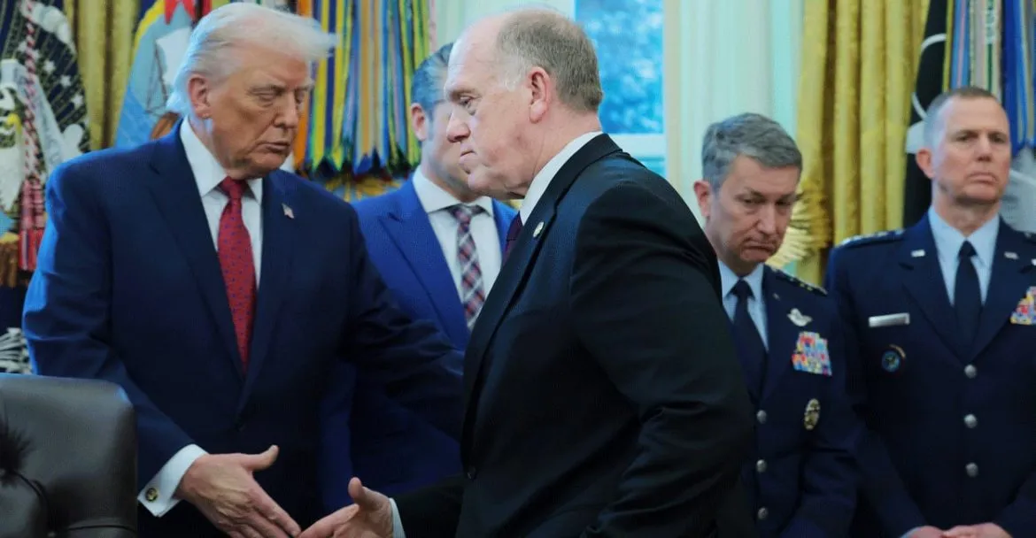 المحكمة العليا بأميركا عم تدرس طلب ترامب بوقف حماية المهاجرين السوريين والهايتيين