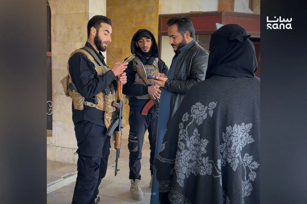 قوى الأمن الداخلي عم تأمن انتخابات مجلس الشعب بدائرة الطبقة