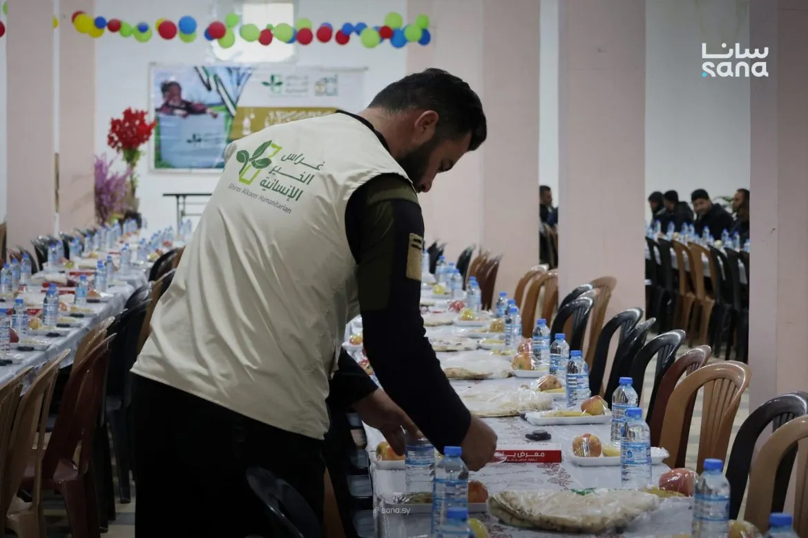 إفطار جماعي بإدلب بيكرّم المعلمين والمصابين بالثورة السورية