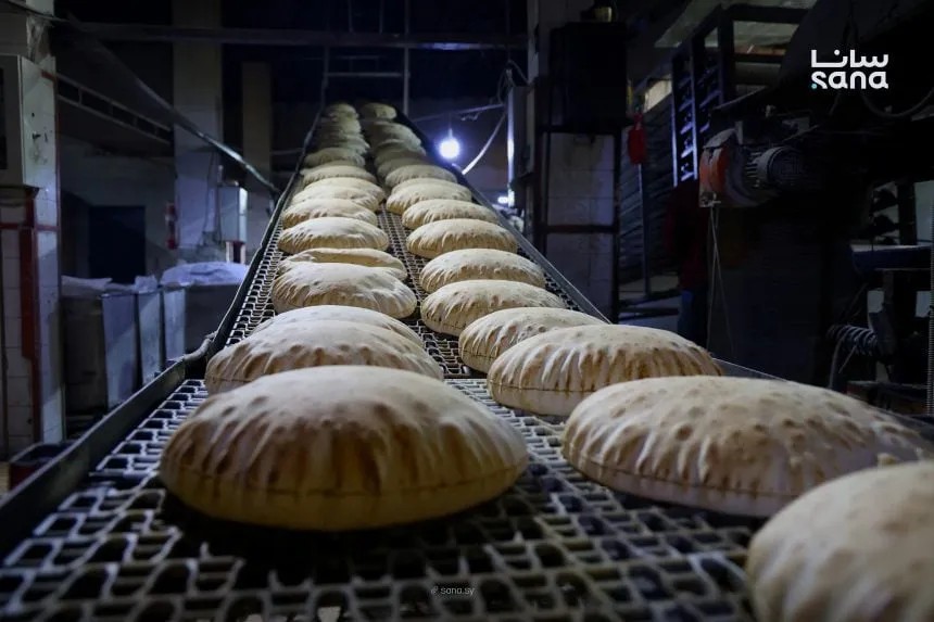 المخابز السورية بتعلن عن عطلة أول يوم بس بالعيد، وباقي الأيام شغل عادي