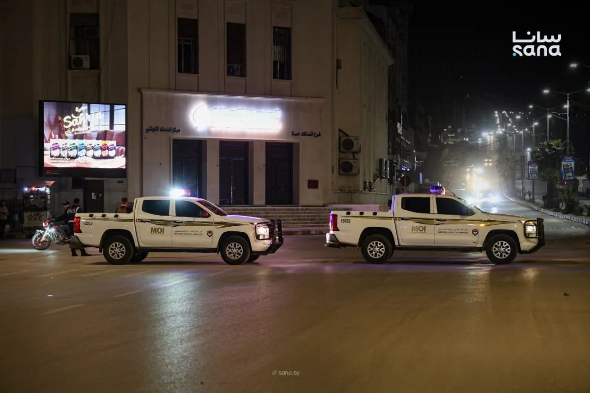 عناصر الحماية بحماة بيتوزعوا ليعملوا أمن لاحتفالات ذكرى الثورة الـ 15