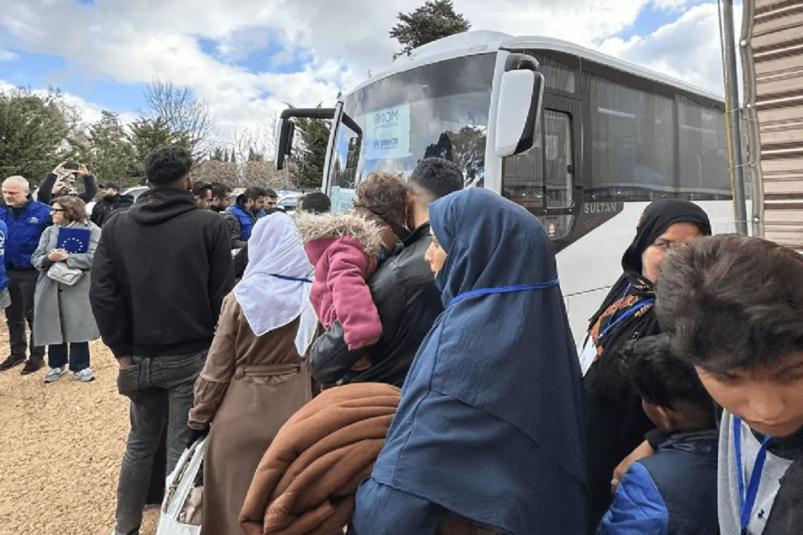120 ألف سوري رجعوا على ديارهم من لبنان بعد ما بلشت الحرب