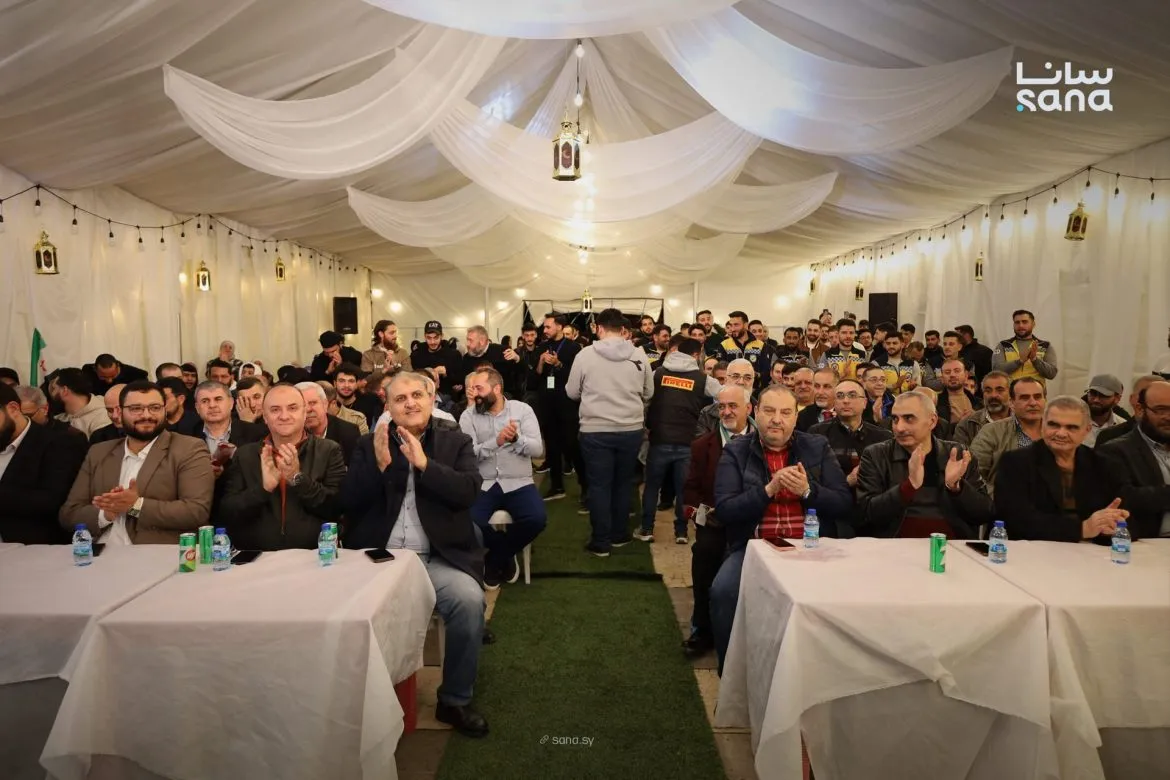 طرطوس وإدلب عم يحتفلوا بذكرى الثورة السورية بمشاركة عالم كتير