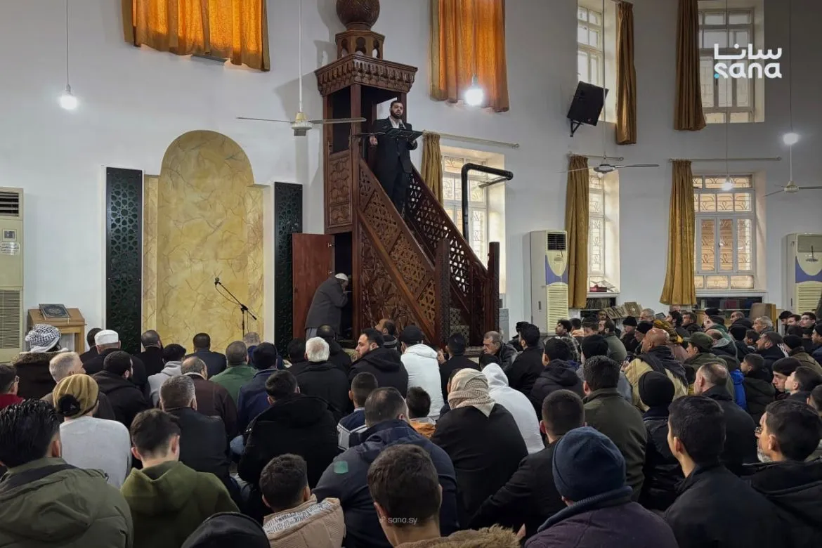 صلاة عيد الفطر بجامع إبراهيم الغلاييني بقطنا بريف دمشق