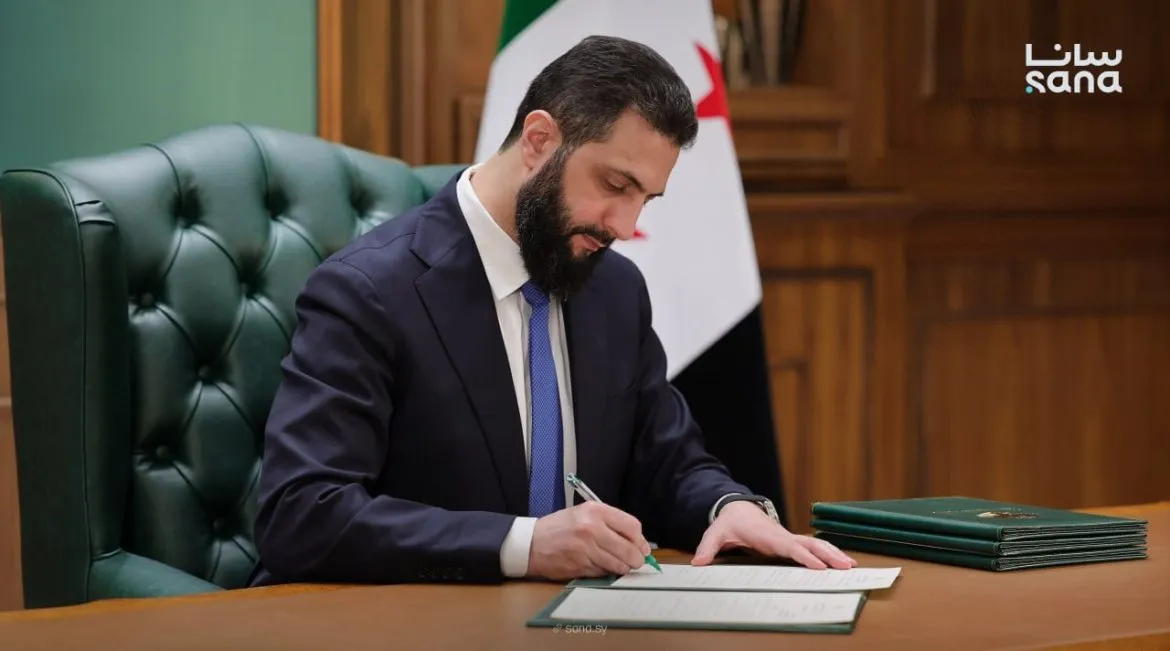 الرئيس أحمد الشرع بيصدر مرسوم لزيادة رواتب الموظفين بقطاعات حيوية