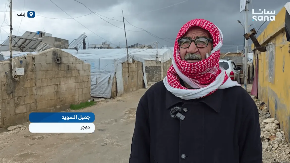 أهل المخيمات بإدلب: فرحة العيد مع أمل الرجعة على قراهم