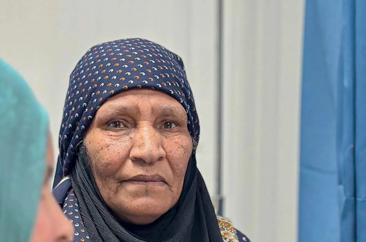 لولو، لاجئة سورية بالزعتري، عم تلاقي أمل جديد بعلاج السكري