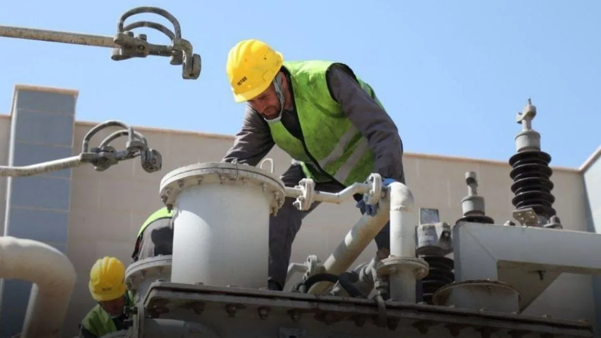 الكهربا تحسنت بدمشق وحلب بالعيد بس باقي المحافظات عم تشتكي!