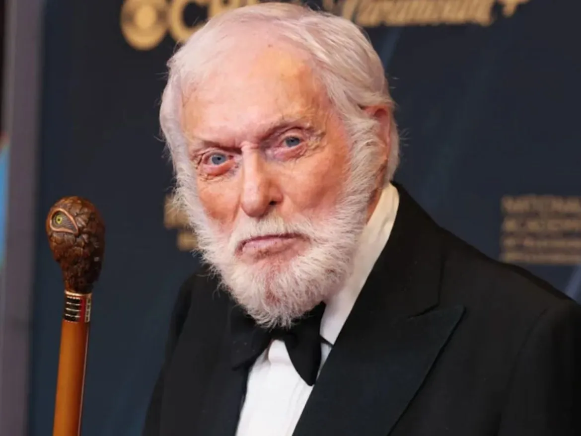 فان دايك الأميركي: كيف تحول من مخرج لمشارك بالصراعات المسلحة بليبيا وسوريا