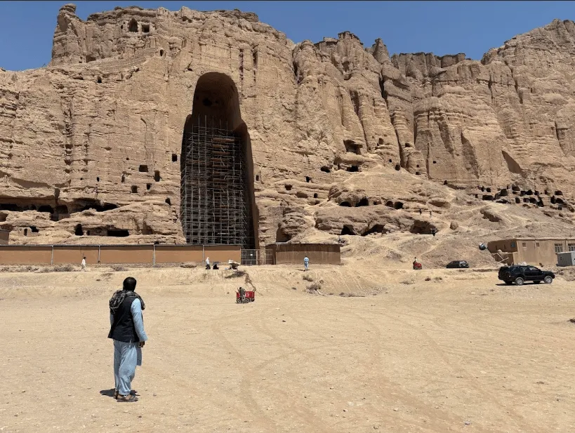 طالب أميركي بيخوض مغامرات خطيرة بسوريا وأوكرانيا وأفغانستان