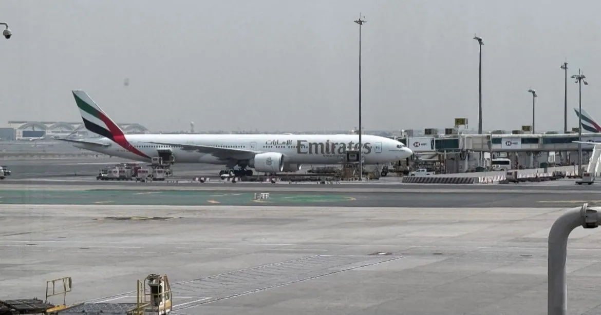 شركات الطيران عم تلغي كتير رحلات بسبب الصراع بالشرق الأوسط