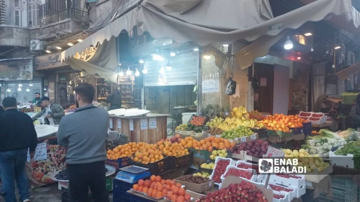 أسعار الفروج والخضرة بحلب مكملة غالية.. العالم عم تتشكى