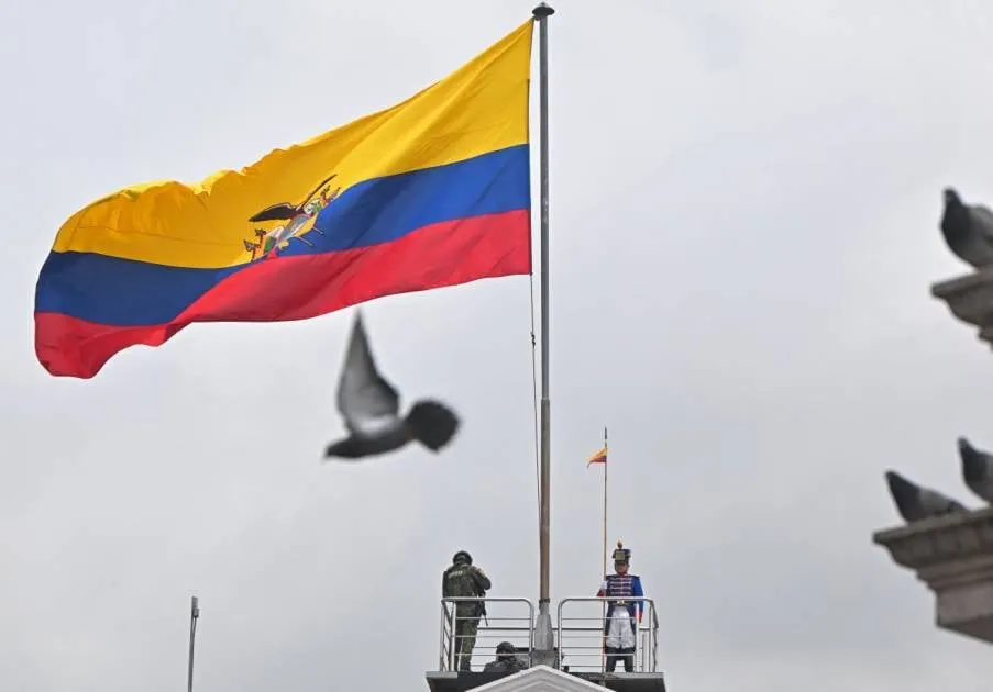 الإكوادور مسكت سوري قالت إنه مرتبط بـ"حزب الله"