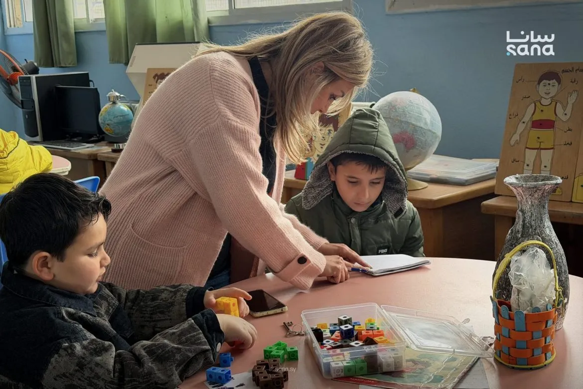 غرف الدمج بمدارس طرطوس عم تقوي طلاب ذوي الهمم وتخليهم أحسن