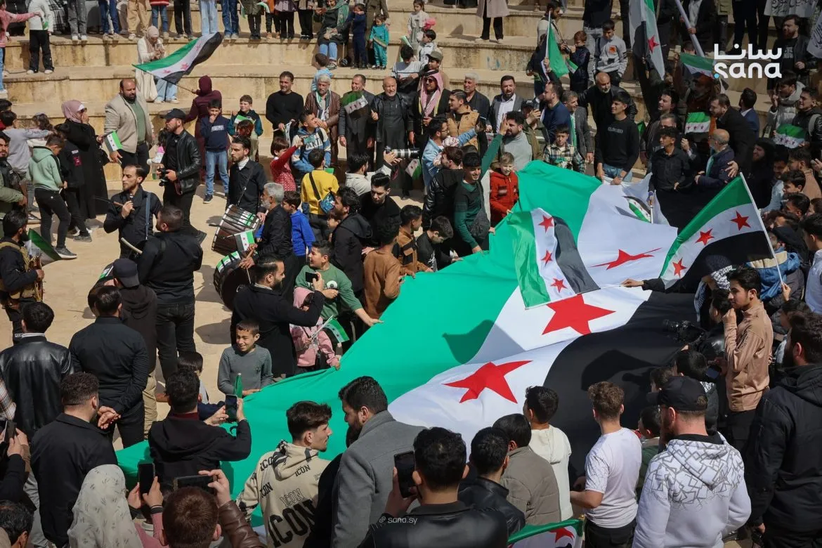 أهالي إدلب عم يحتفلوا بالذكرى الـ11 لتحرير المدينة