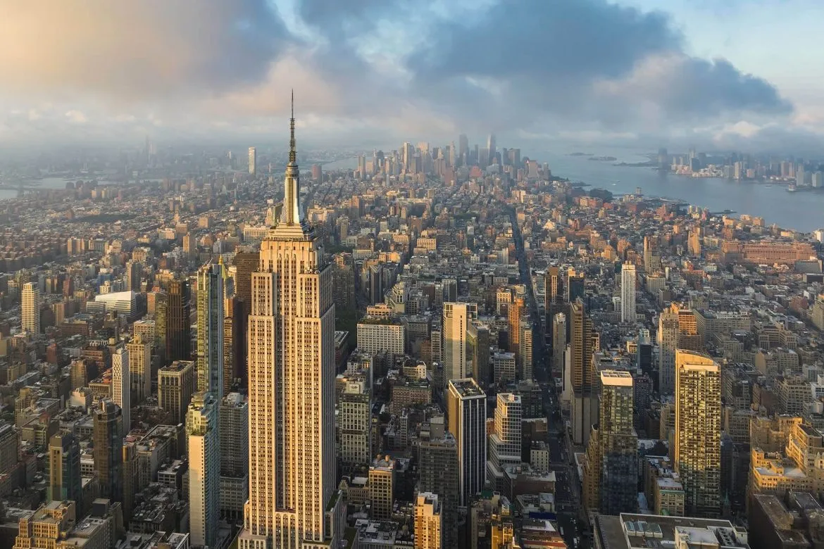 آخر أخبار الهجرة بأميركا: شو جديد فيزا H-1B ووضع السوريين؟