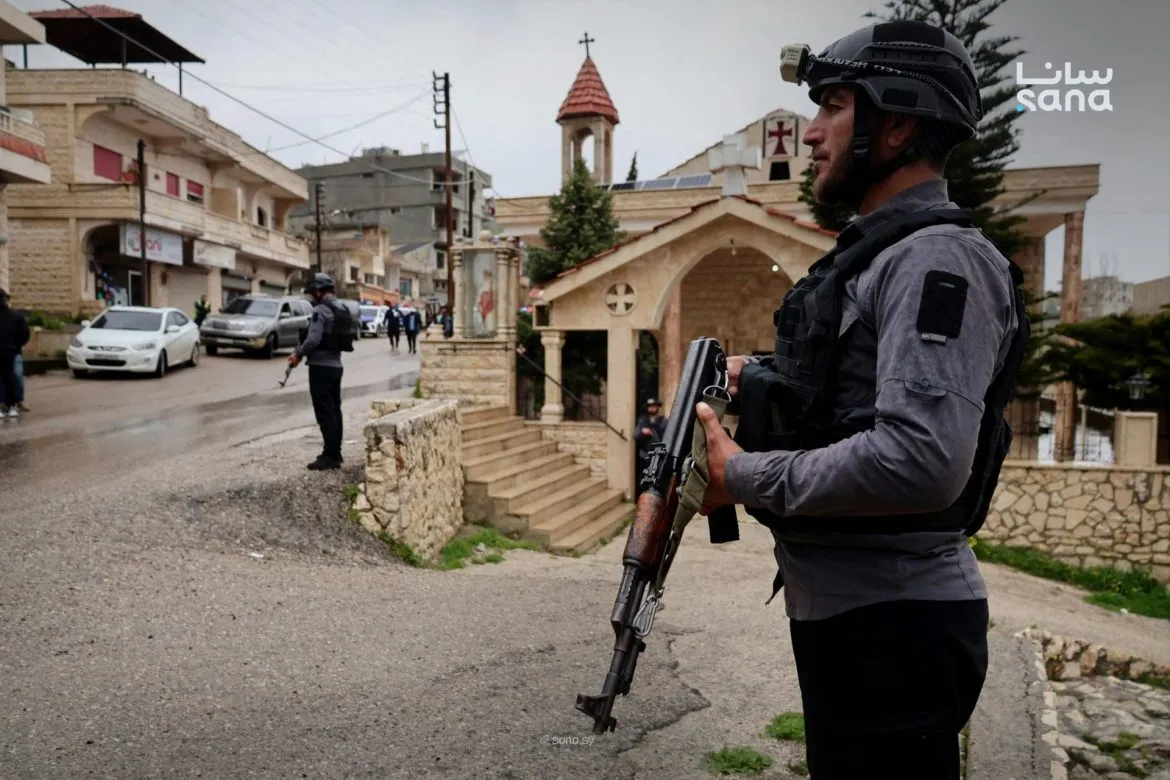 الداخلية بتشدد الإجراءات الأمنية لتأمين الكنايس بعيد الشعانين