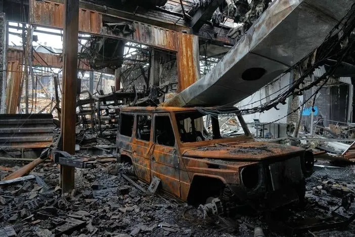 إيران بتحذّر أميركا من غزو بري وباكستان عم تحاول تهدّي الوضع