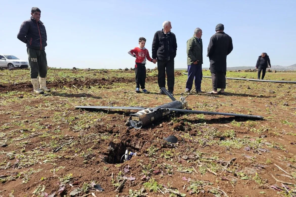 ميليشيات عراقية بتضرب قواعد أمريكية قديمة بسوريا: معلومات غلط ولا عداوة صريحة؟