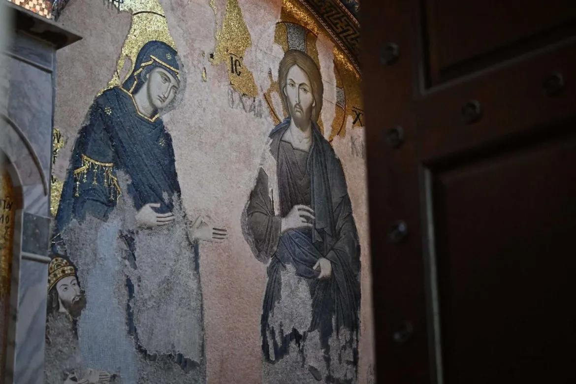 المطران إلبيدوفوروس يدعي للمسيحيين بسوريا بعد هجوم صقيلبية