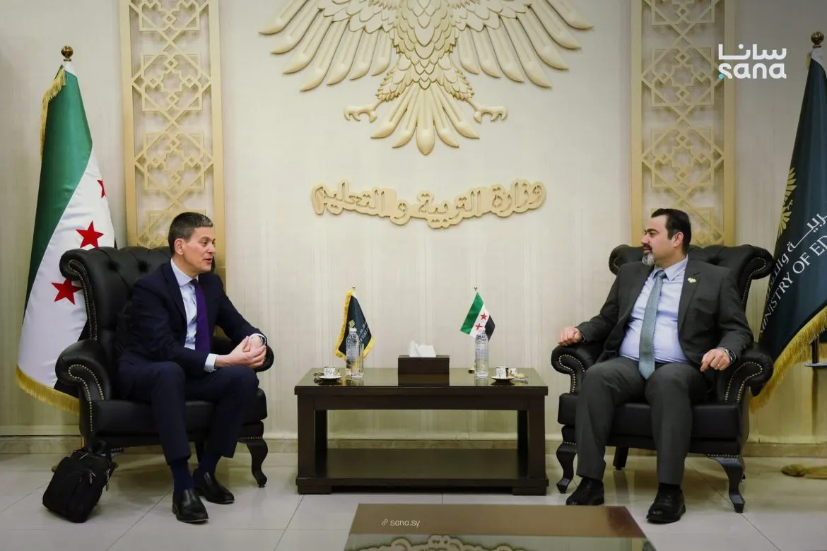 وزير التربية واللجنة الدولية للإنقاذ بيحكوا عن دعم التعليم بسوريا