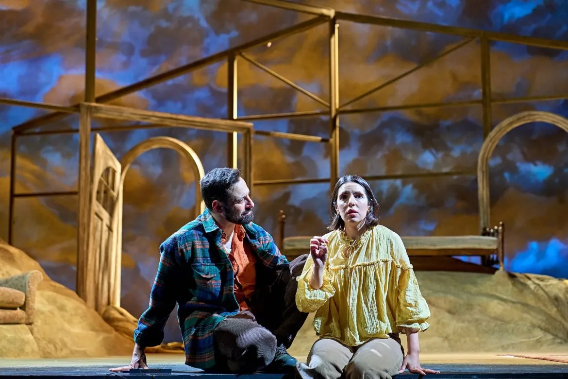 مسرحية "نحّال حلب" بتخطف الأضواء ببريطانيا وقصتها بتلامس القلوب