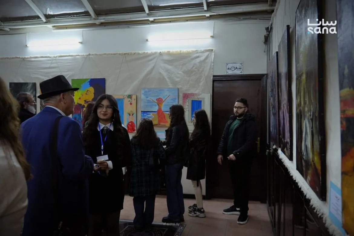 معرض "طريق" بجرمانا: مواهب شابة بتخط أولى خطواتها الفنية