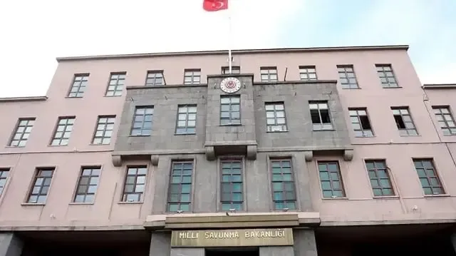 تركيا بتحذر من حرب أوسع وبدها حل دبلوماسي بصراع إيران