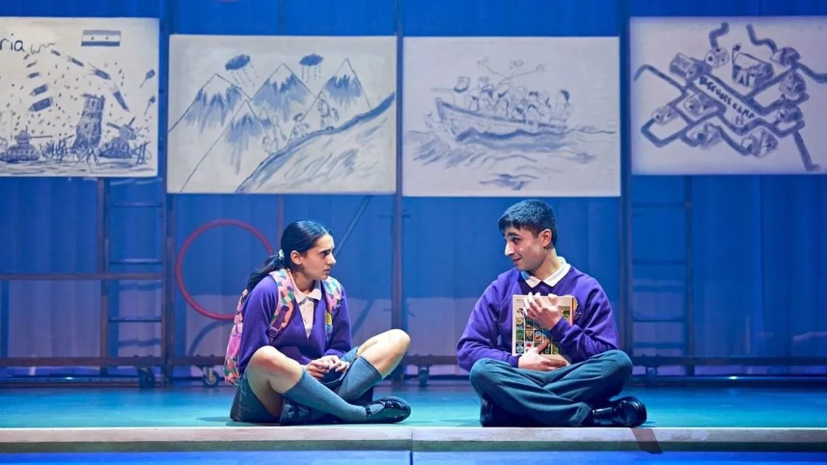 مسرحية بريستول أولد فيك الجديدة بتمزج الفكاهة برسائل قوية عن لاجئ سوري