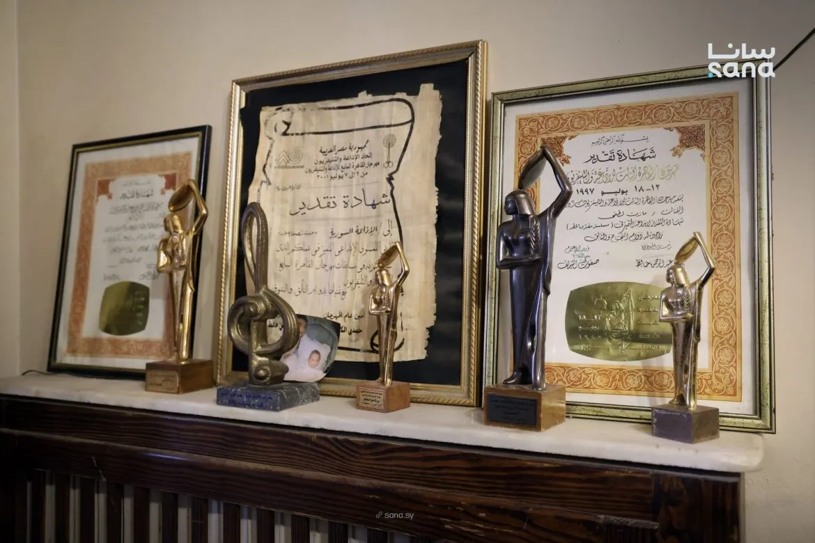 وفاة الفنان والمخرج الإذاعي مازن لطفي بعمر 85 سنة